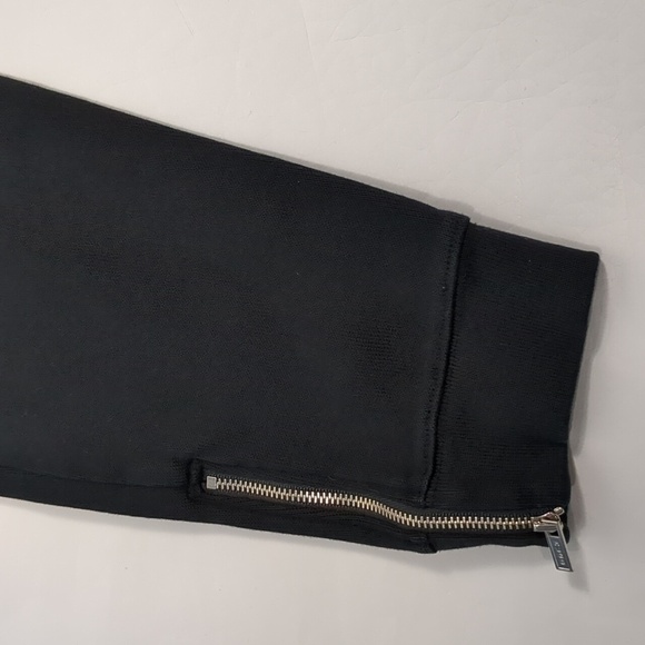 Hugo Boss Sweatpants Size Medium - Picture 4 of 7